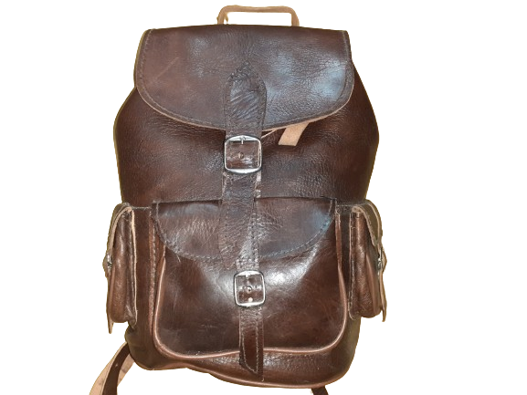 Mediana mochila Fez de cuero vacuno para mujer, hecha a mano, con diseño elegante y detalles artesanales.