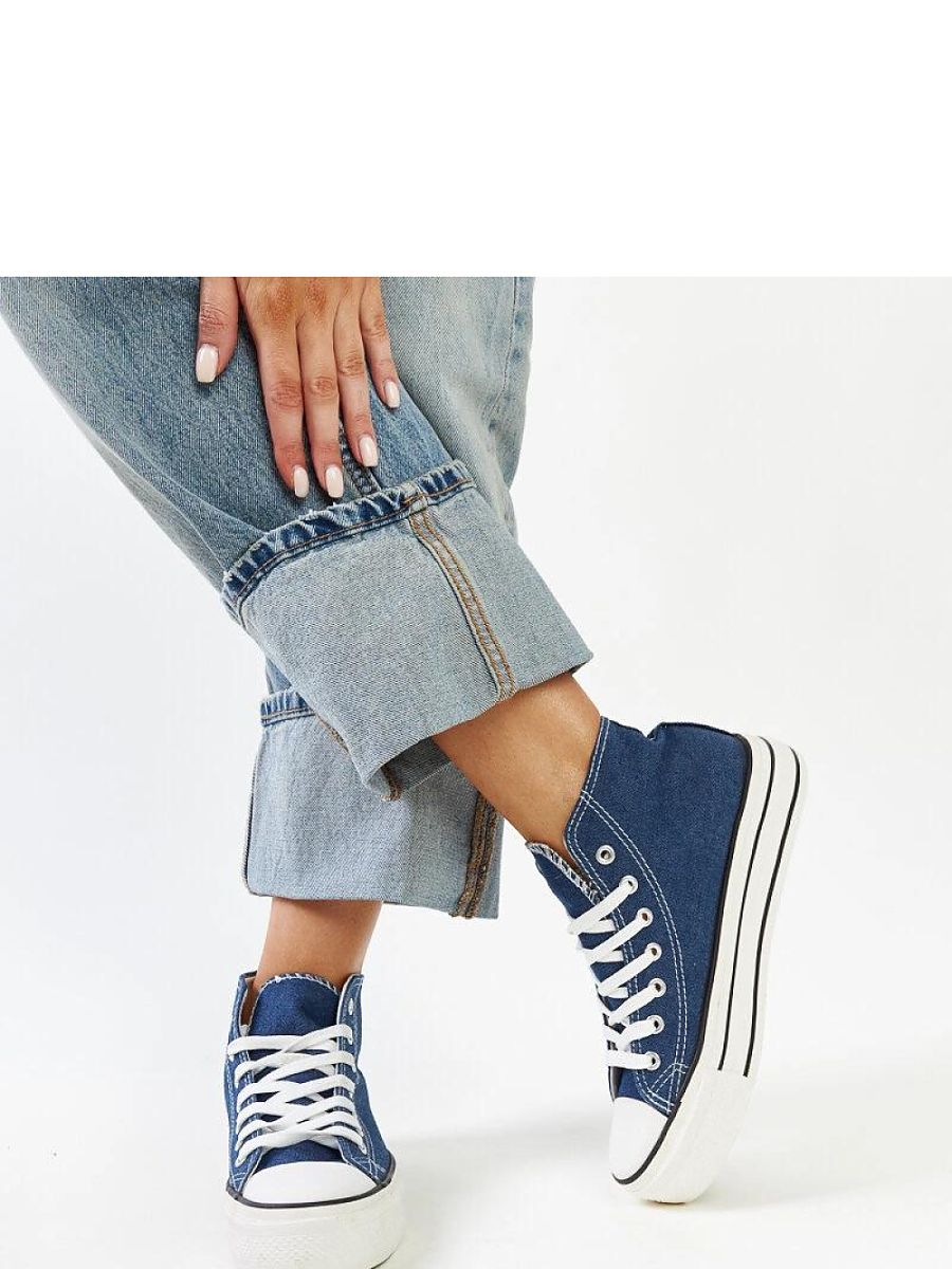 Sneakers model 207390 Solea